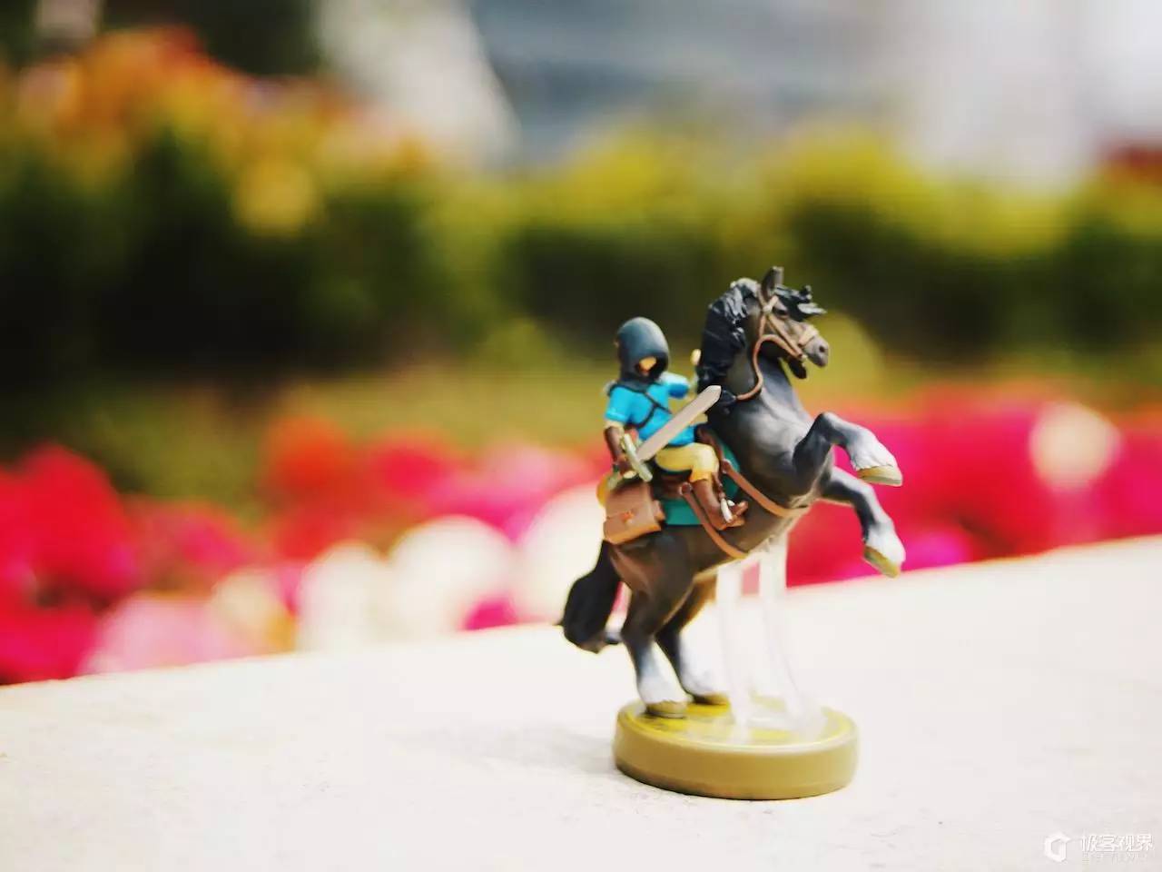 我终于玩到全球都在疯抢的游戏机了，然而却发现