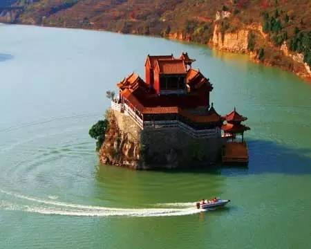 景区年票是怎么办理的,旅游年票的办理时间是多久