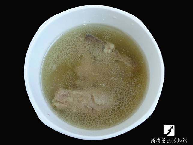 鸡汤炖好后浮油太多咋办,鸡汤去油效果最好的方法