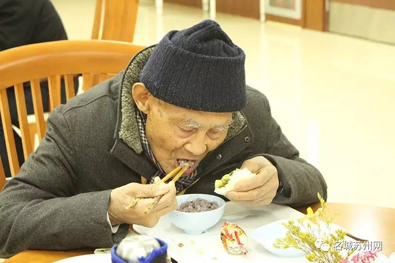 鐙敓瀛愬コ鍘诲吇鑰侀櫌,鐙敓瀛愬コ鑰佷簡杩涘吇鑰侀櫌