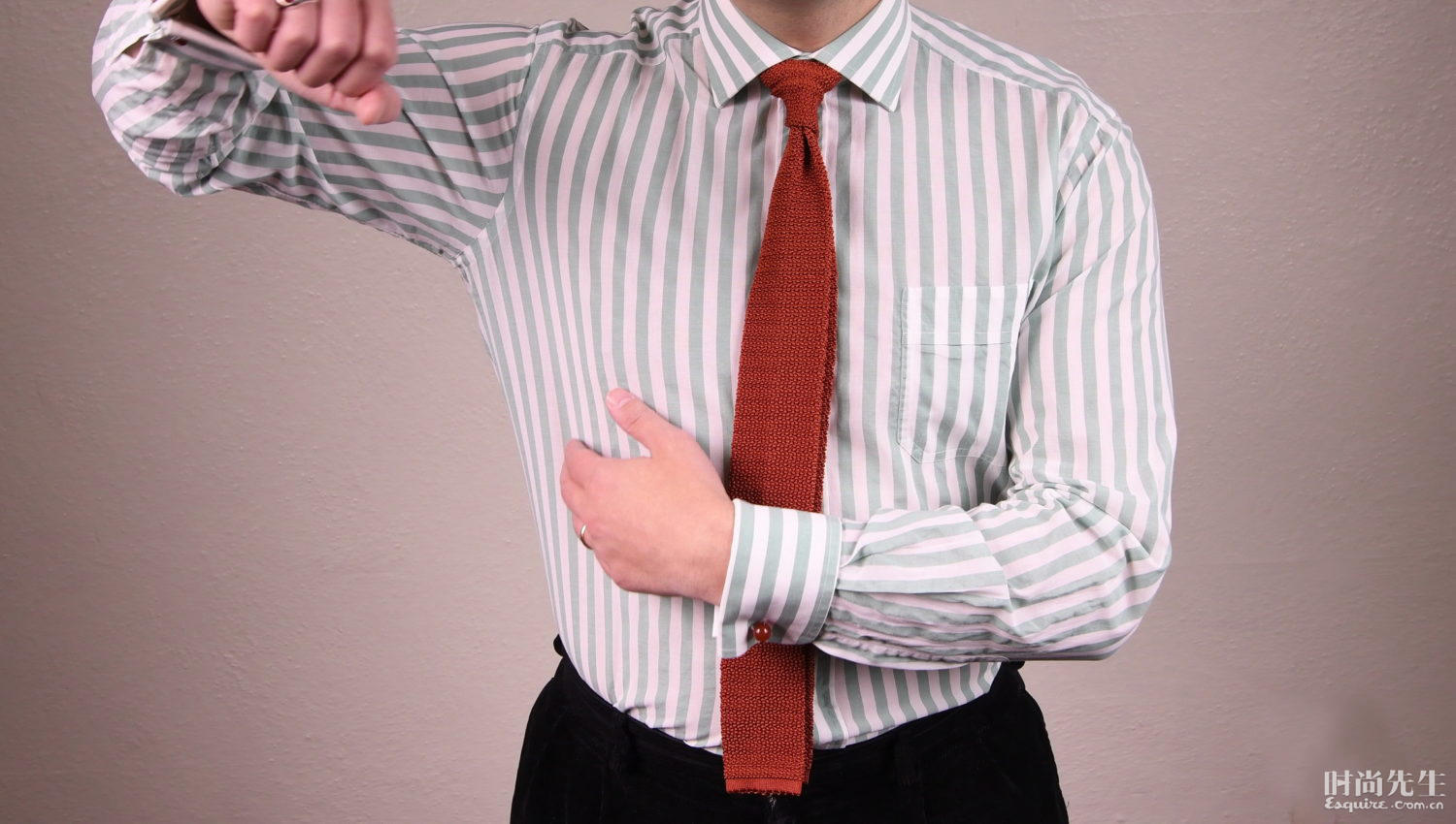 休闲衬衫塞裤子里的技巧,衬衫该怎么塞进裤子