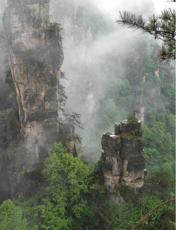 张家界风景太美下雨天却看不清,张家界下雨天哪里好玩