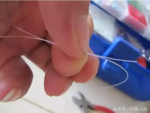 钓鱼怎么绑子线不会缠线,钓鱼子线短的怎么绑