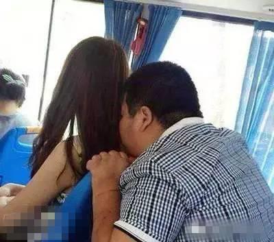 公交车上遇到很贱的人,公交车上遇到渣男