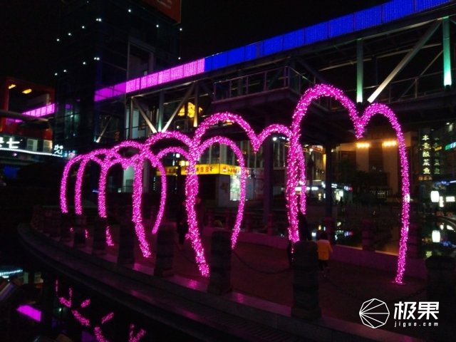 魅蓝5s如何快速充电,魅蓝5s快充怎么样