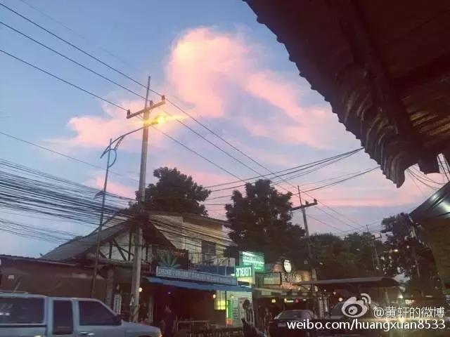 黄轩关心文咏珊,黄轩burberry