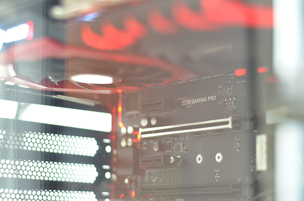 其实5.1G的i77700K并没有多牛逼