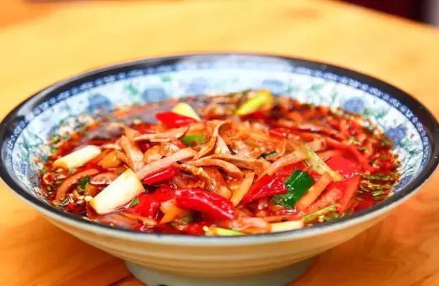 东邪、南帝、北丐、中神通，重庆小面的江湖地位你知道吗？