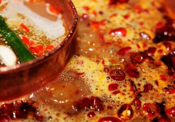 众多火锅店揭竿而起菲妃家年糕火锅一枝独秀