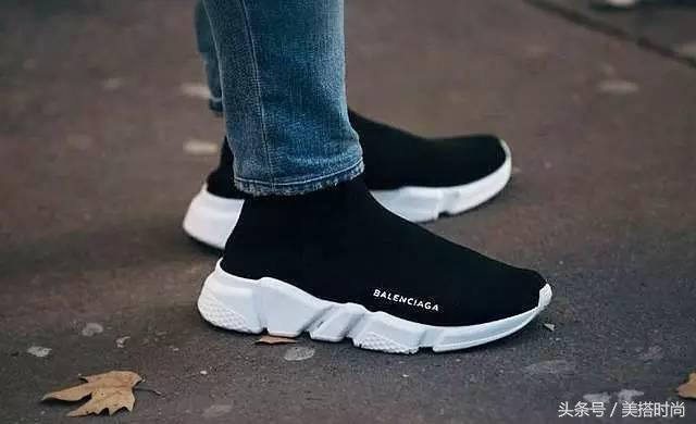 杨幂宋茜小白鞋,杨幂宋茜都爱穿的单品