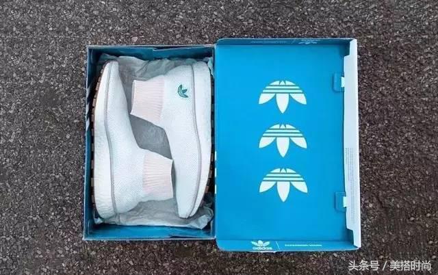 杨幂宋茜小白鞋,杨幂宋茜都爱穿的单品