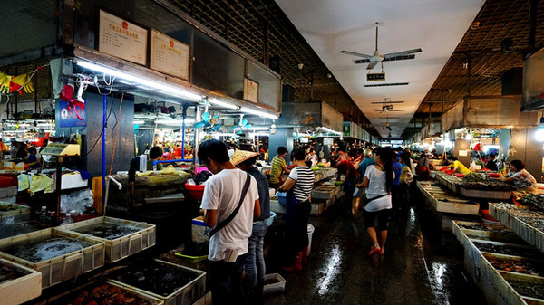 呼吸三亚新鲜空气~逃脱女儿牵拌