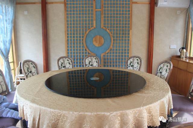 李家村一座水上桃源，与你约会这个春天