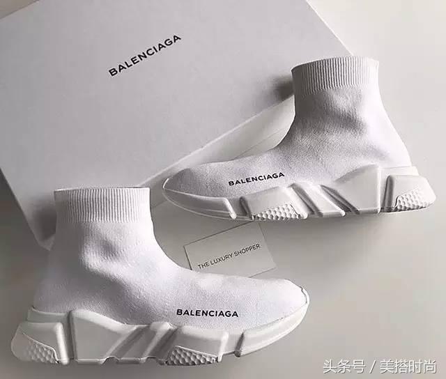 杨幂宋茜小白鞋,杨幂宋茜都爱穿的单品