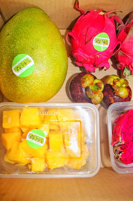 呼吸三亚新鲜空气~逃脱女儿牵拌