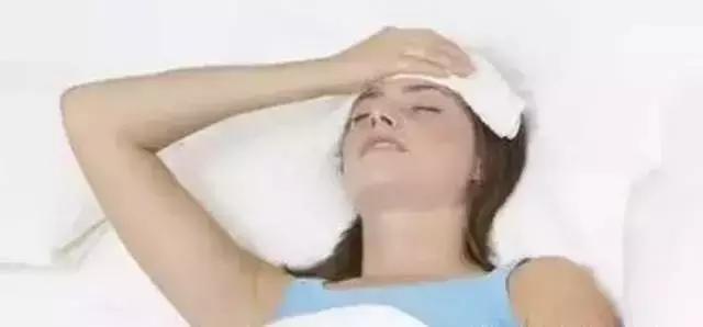 月子期间，如何处理发烧、头疼、拉肚子？