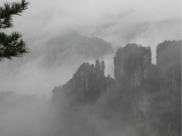 张家界风景太美下雨天却看不清,张家界下雨天哪里好玩