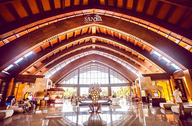 呼吸三亚新鲜空气~逃脱女儿牵拌