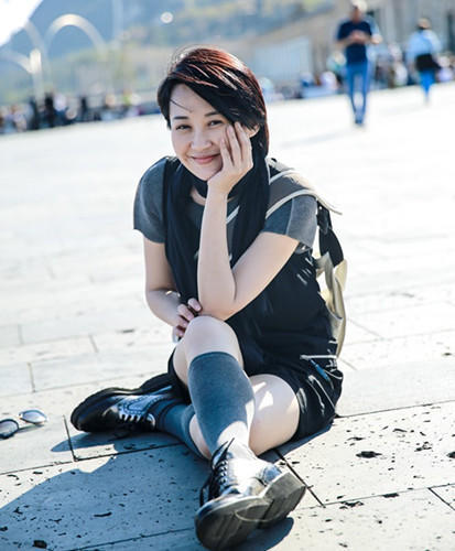 江一燕端庄优雅轻松驾驭各种风格,江一燕和舒淇照片