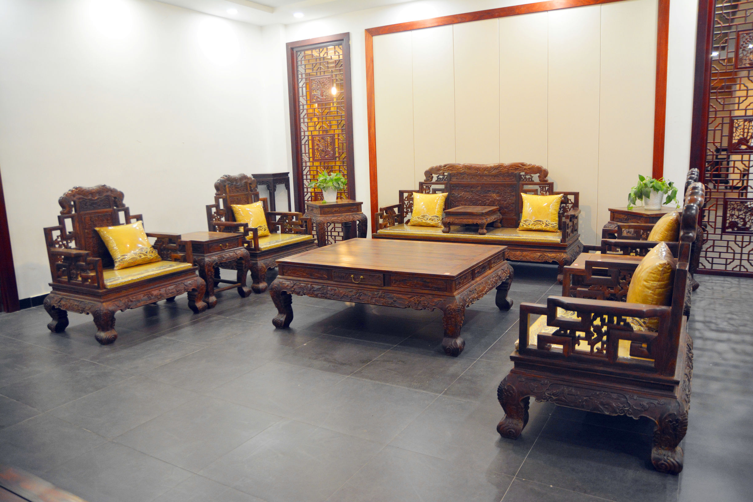 红木家具发霉解决方法,红木家具怎么防止受损发霉