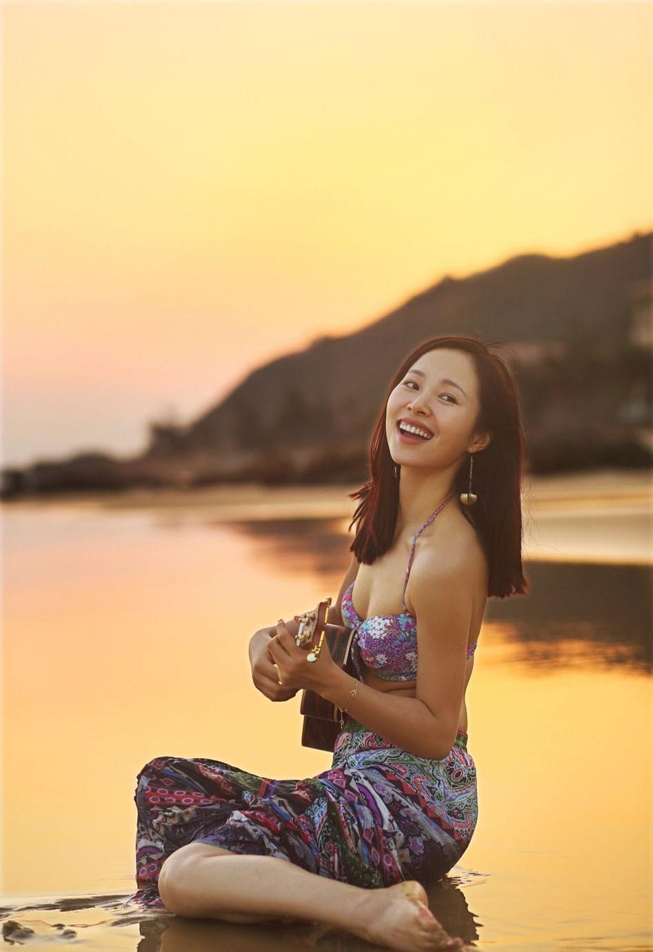 江一燕端庄优雅轻松驾驭各种风格,江一燕和舒淇照片