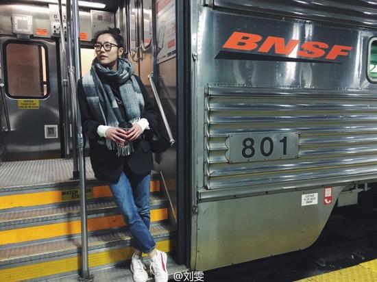 杨幂刘雯同款的小白鞋图片,真皮百搭刘雯同款小白鞋