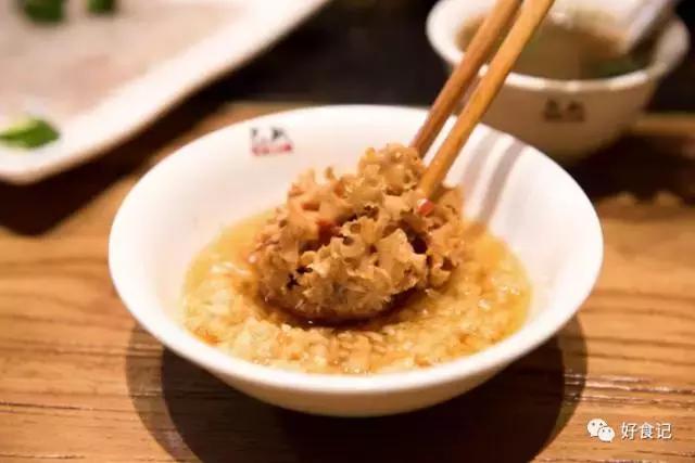 绣球菌成精了！280天的等待，唇齿相依的一刻，你会爱上她吗？