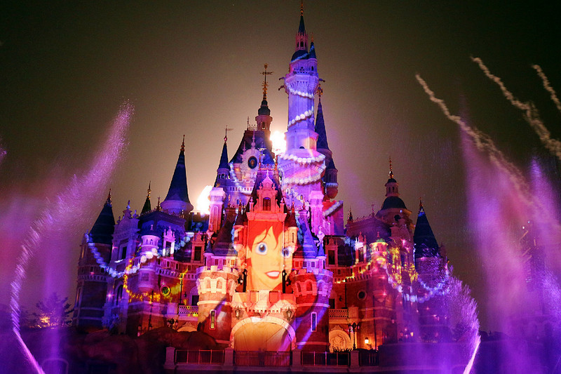 上海迪士尼乐园2天一夜游玩攻略,上海迪士尼2天游玩攻略