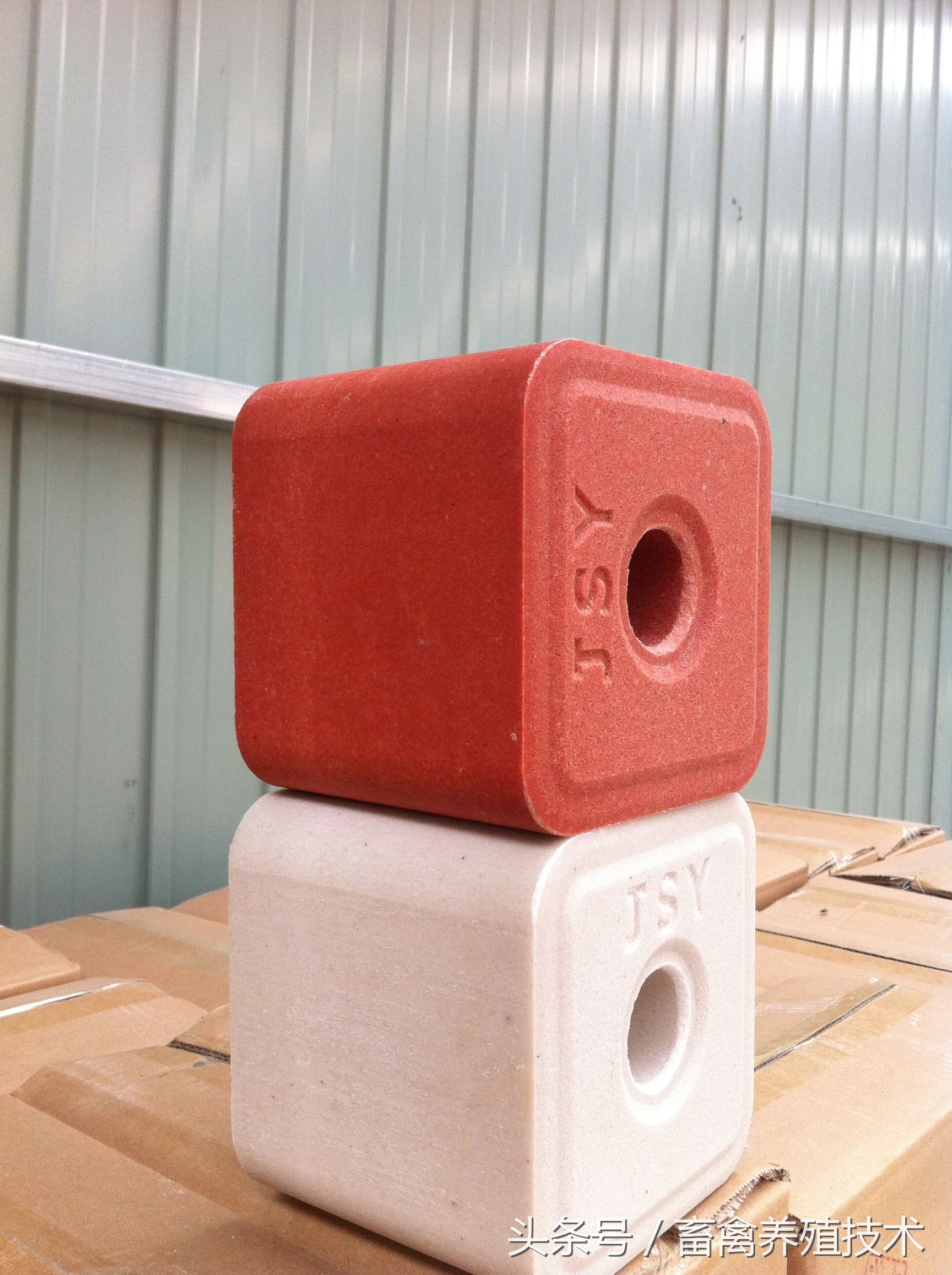 养牛喂到农药怎么办,养牛喂尿素科学吗有毒吗