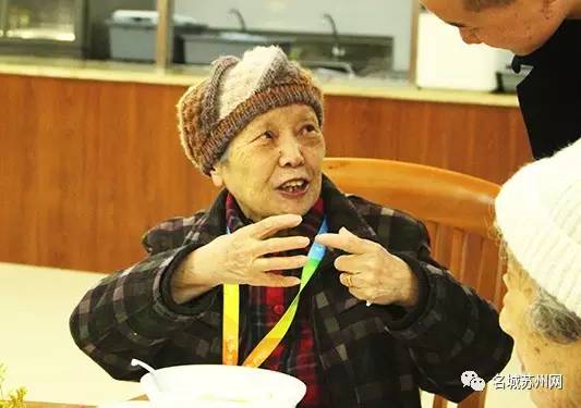 鐙敓瀛愬コ鍘诲吇鑰侀櫌,鐙敓瀛愬コ鑰佷簡杩涘吇鑰侀櫌