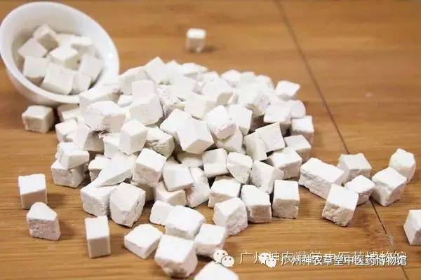 中药专治下肢浮肿效果好,中药治疗面部浮肿