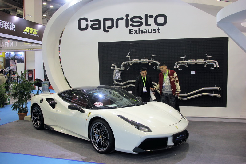 豪车美女大牌改件齐聚MesAuto展台