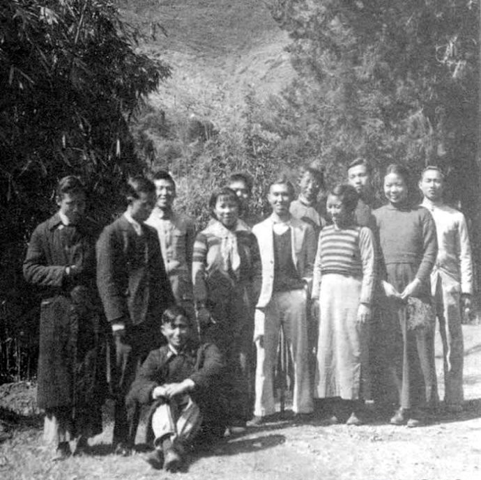 穆旦是哪代诗人,穆旦野人山的诗