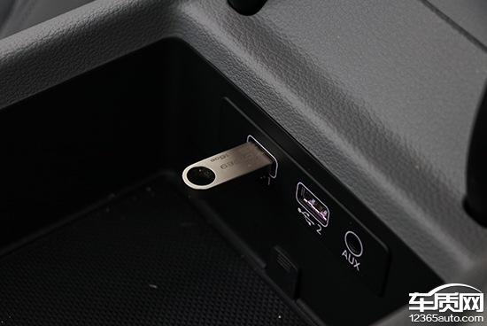 2017款奥迪a4allroad试驾,奥迪a43.0四驱quattro