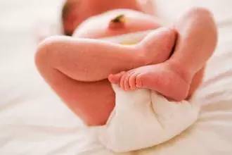 大便稀有泡沫大便次数多恶臭,2个月宝宝大便稀有泡沫