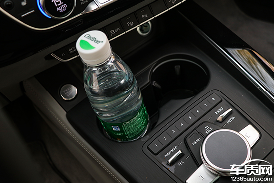 2017款奥迪a4allroad试驾,奥迪a43.0四驱quattro