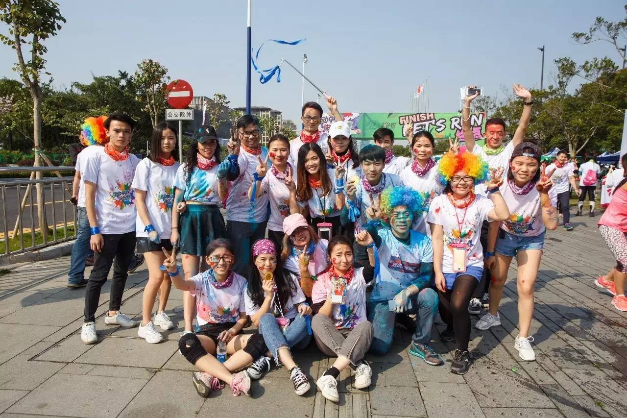 年轻就要这样疯！彩色跑广州站场面火爆，盛况空前！