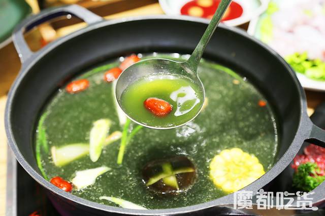 前方高能！魔都首家生态火锅店，在阳光房里吃出今年流行色~