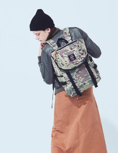 有态度｜谁说双肩包就是年轻人的专利，明明是谁背谁都美啊！