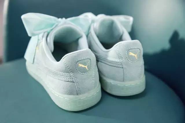 小白鞋过时了吗,清新马卡龙系小白鞋