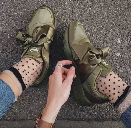 小白鞋过时了吗,清新马卡龙系小白鞋