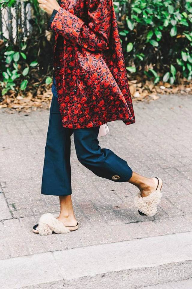 春天来了脚开始发痒了,春天来了脚板湿疼