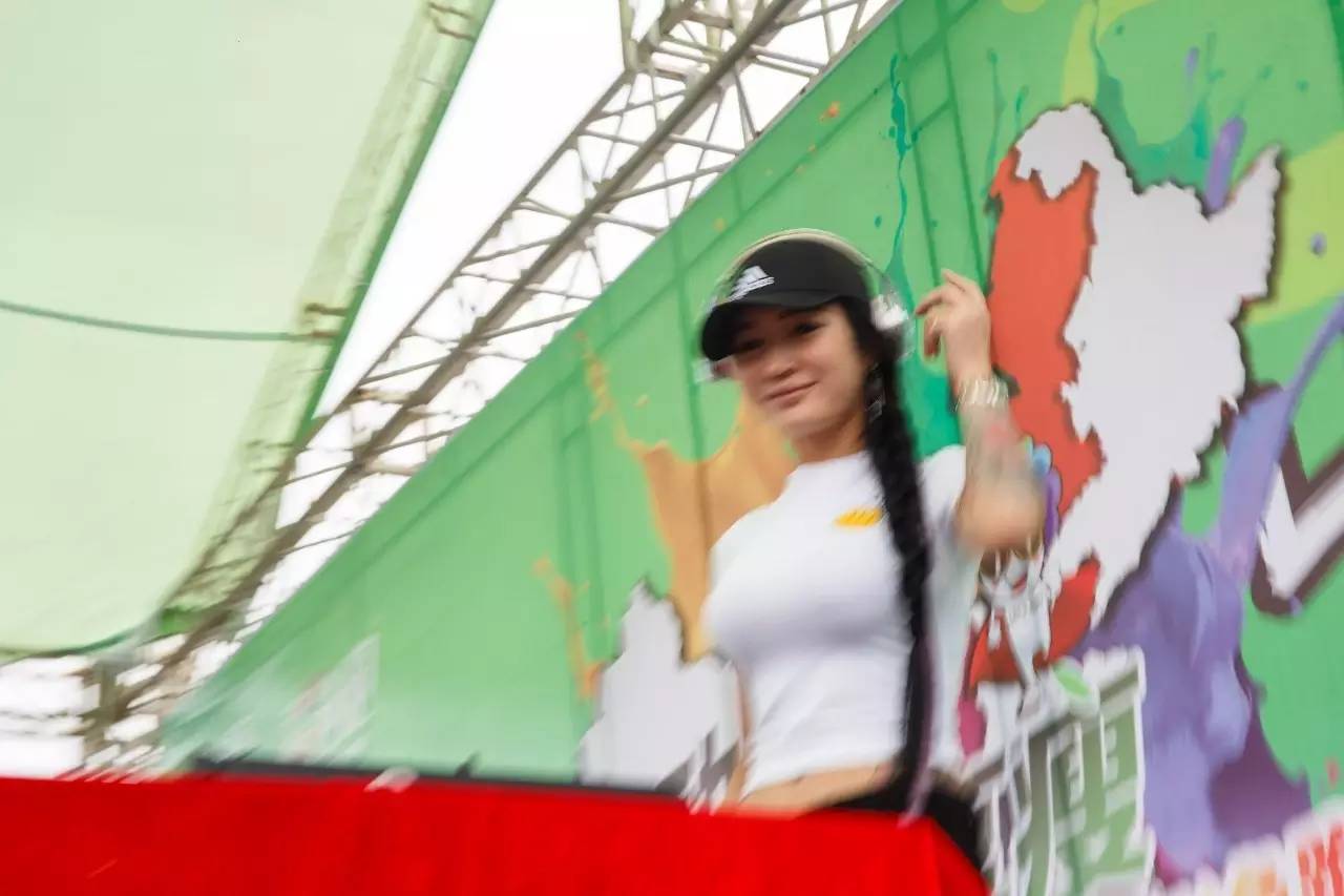 年轻就要这样疯！彩色跑广州站场面火爆，盛况空前！