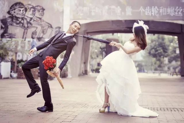 推荐一下成都拍婚纱照的地方,成都几月份拍婚纱照比较好