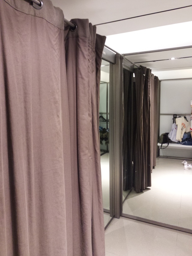 试衣间店铺测评,试衣间拍照哪家强