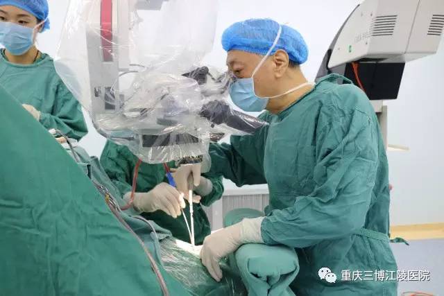 「王牌快讯」于春江教授莅临重庆三博江陵医院指导多地神经外科患者慕名前来寻医