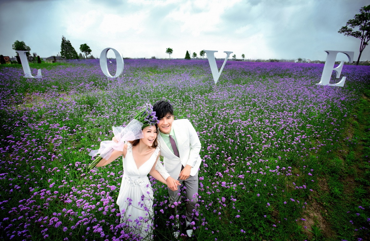 推荐一下成都拍婚纱照的地方,成都几月份拍婚纱照比较好