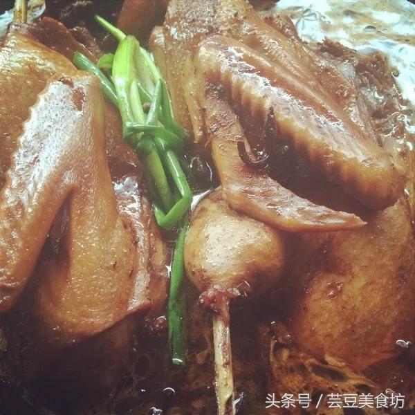 自制卤水鸭，闺蜜天天吵着要我煮，做法超简单好吃到爆