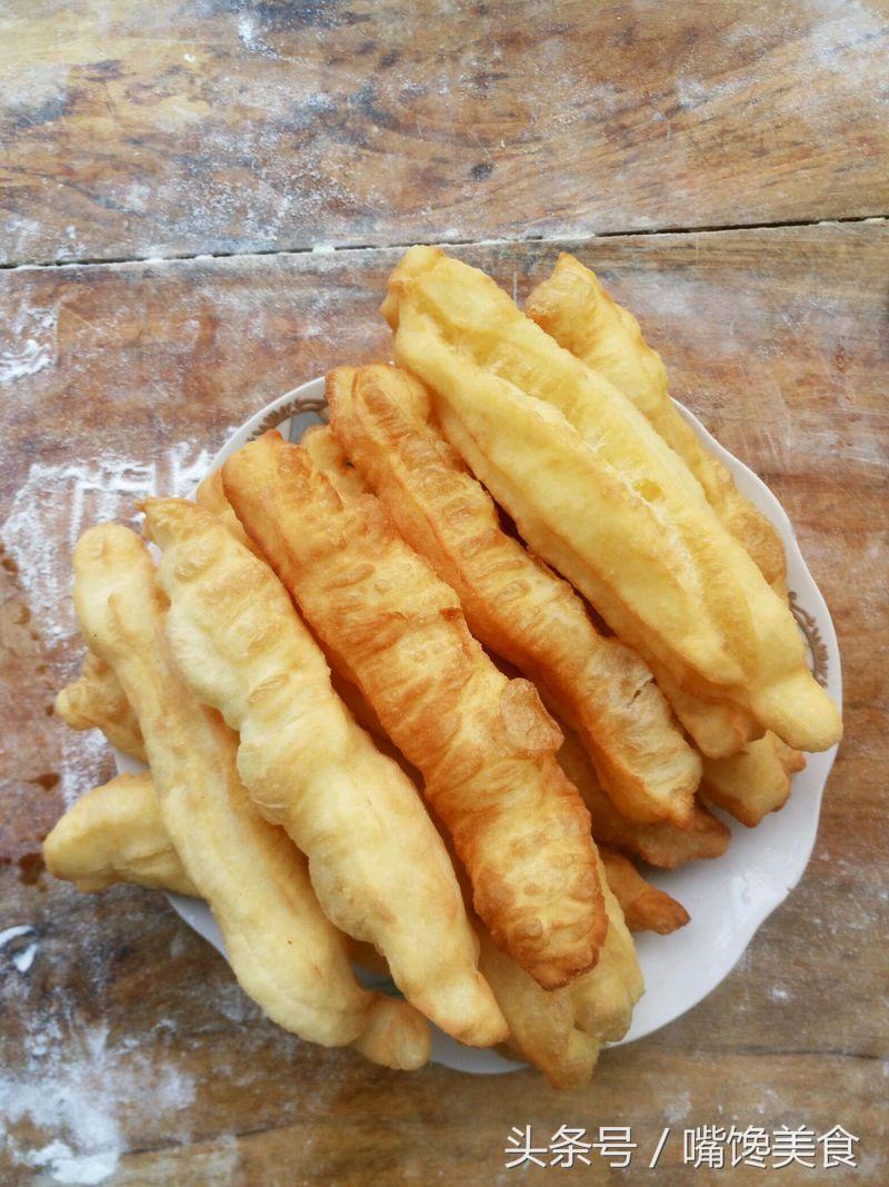 靠谱的油条的配方,炸油条什么方子好吃又简单