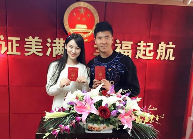 国足太太团女友,武磊有多爱国足